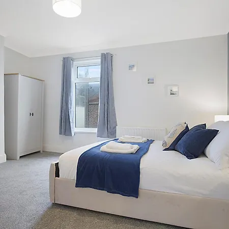 Seaside Haven On Newcomen Grove, Redcar Retreat Exterior photo