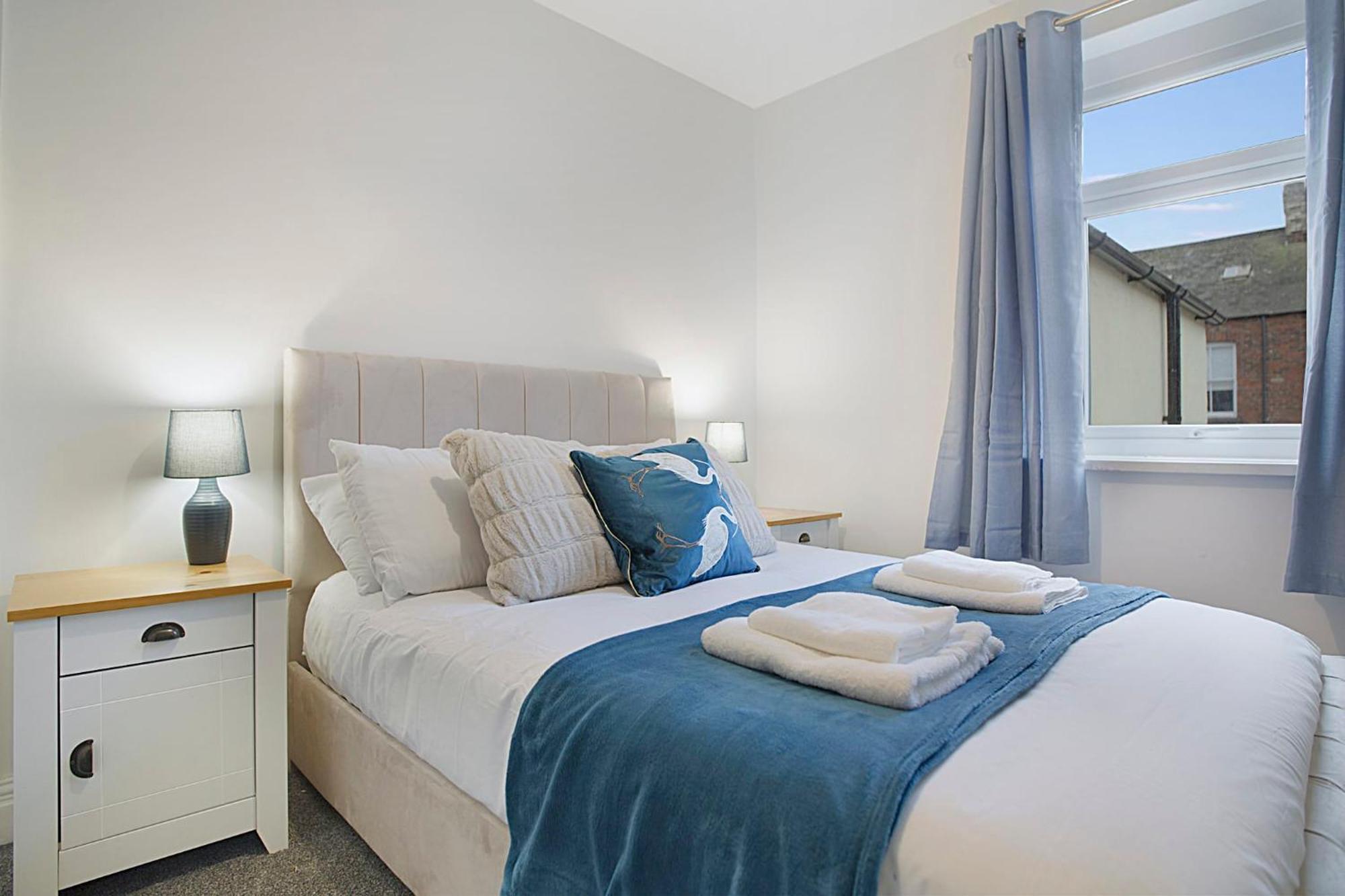 Apartment Seaside Haven On Newcomen Grove, Retreat